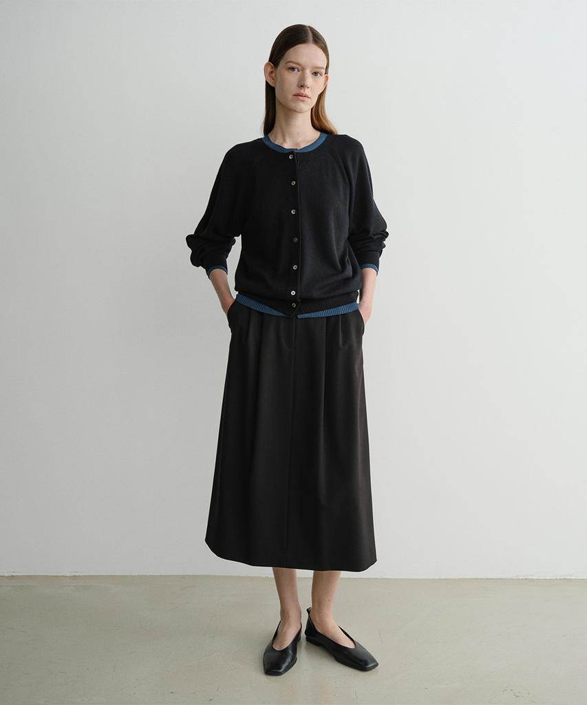 Ia Tuck Volume Maxi Skirt (Black)