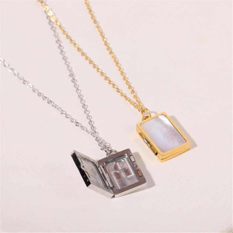 Customizable Pet Photo Album Necklace Elegant Pet Photo Album Pendant Neckchain Adornment for Daily Wear Dates Parties