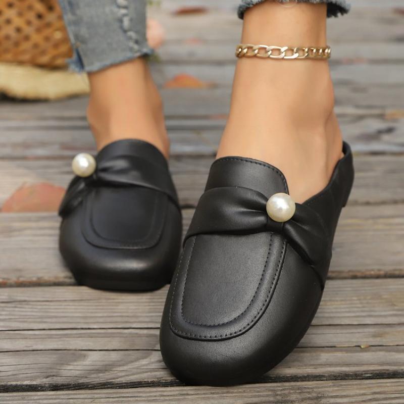 Fashion 2025 Summer New Closed Toe Women’s Slippers Pearl Outdoor High Quality Low Heel Slippers for Daily Casual Hot Sale Sandals