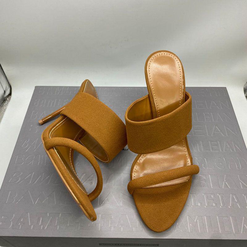 2025 Sommar Mångsidiga Fyrkantig Tå Högklackade Stilettsandaler för Kvinnor