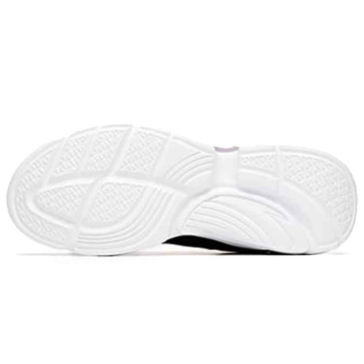Anta Low top Running Shoes Women's Black 122035565-1