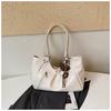 Tote Bag - Large Capacity Commuter Woman's Bag - Chic Single Shoulder Bag