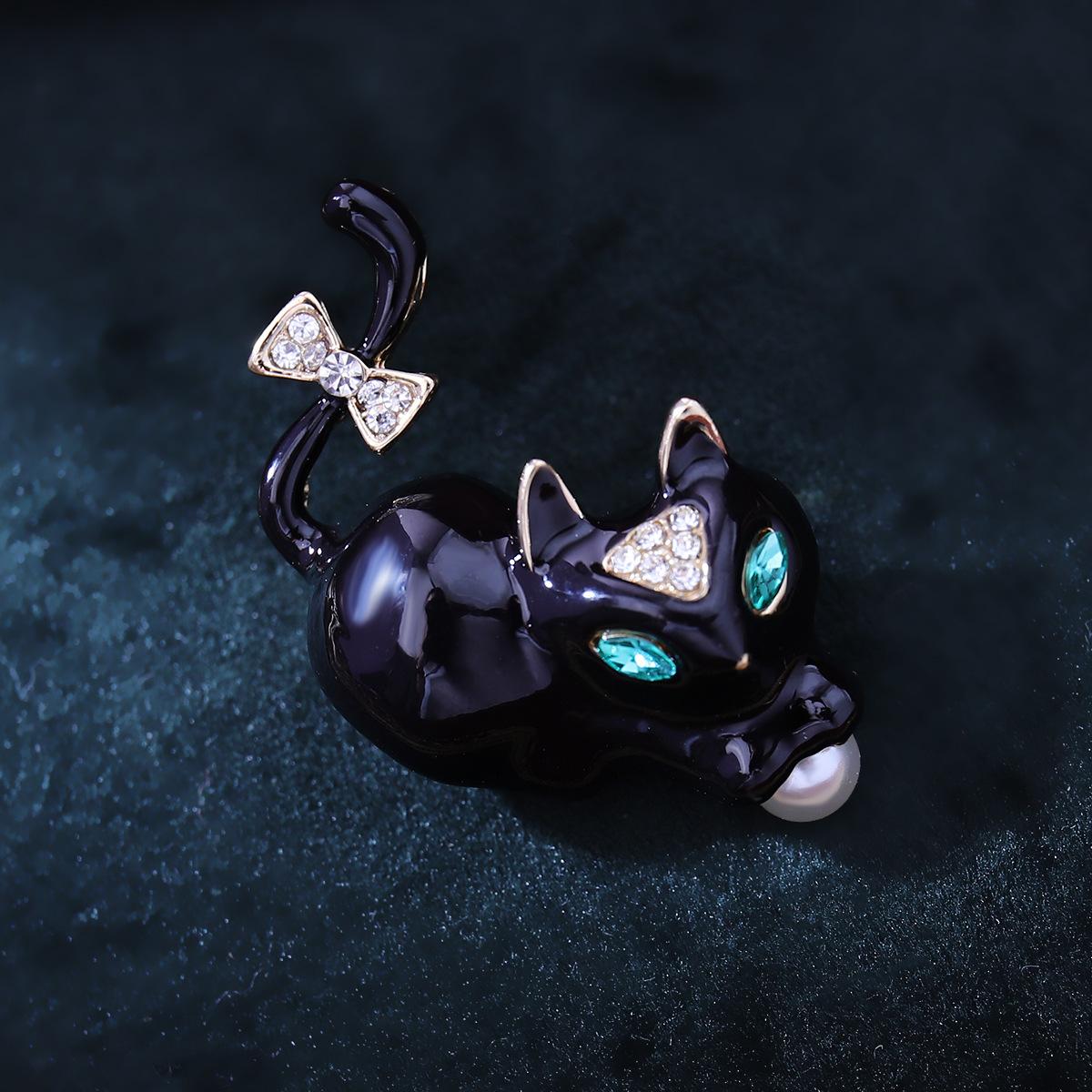 

Милая брошь в виде кошки для женщин с высоким чувством индивидуальности, капающее масло для котенка, корсаж, аксессуары для костюма