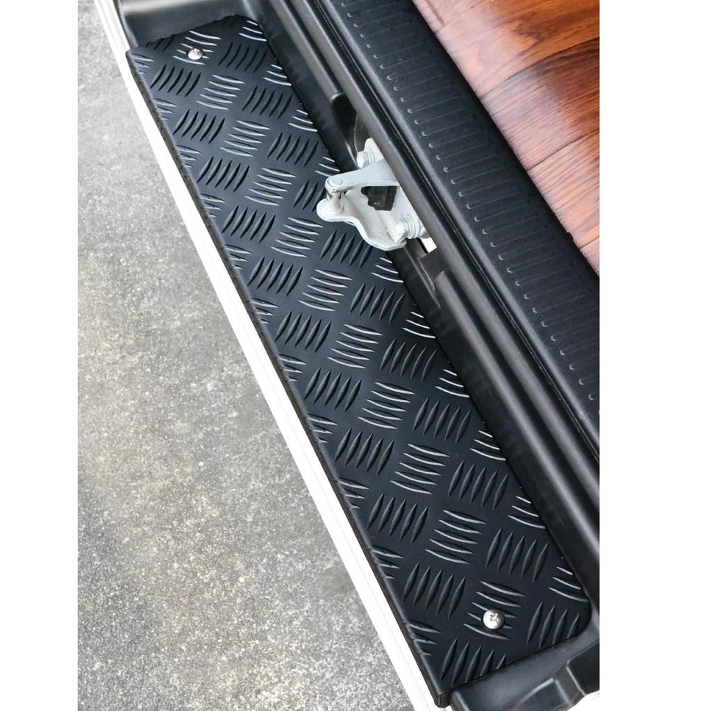 East field Rear Step Aluminum Checkered Compatible with Hiace 200 Wide Super Models compatible with standard Wide Cover, Plate, Series, Body, GL/DX,