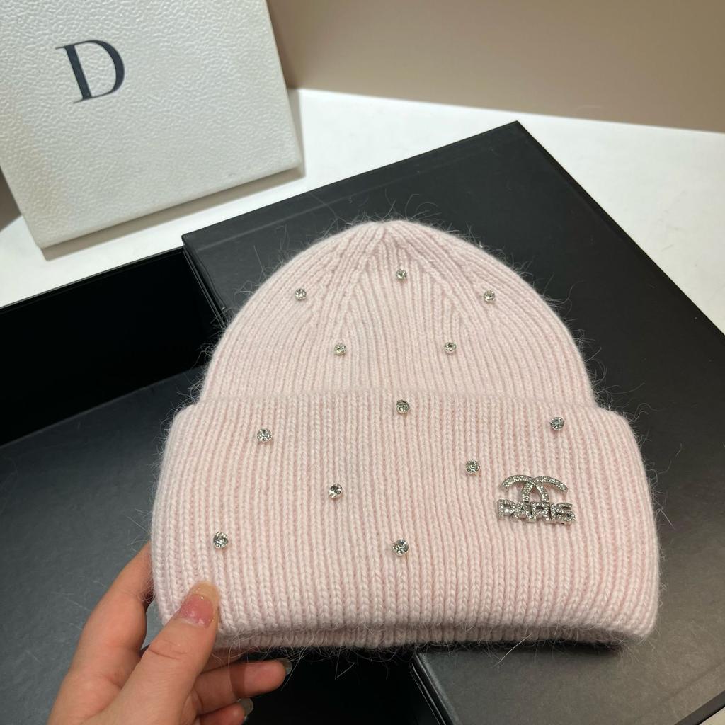 Rabbit Hair Small Fragrant Wind Full Diamond Knitted Hat Winter Paris Light Luxury Niche Warm Versatile Wool Ear Protection Hat Women
