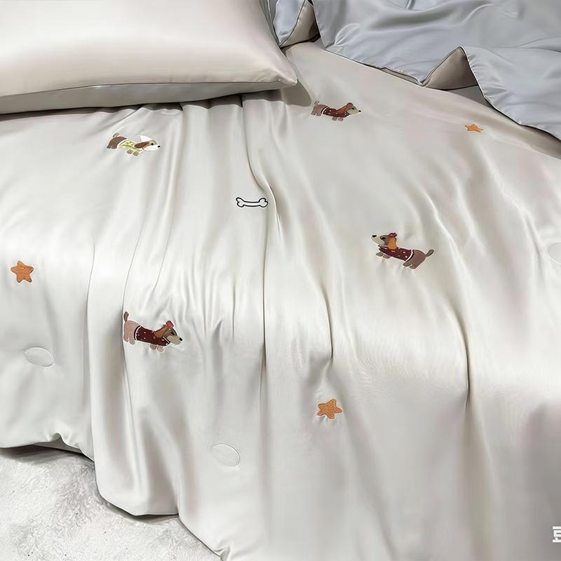 Lu Feng Lai Ice Silk Summer Cooling Quilt