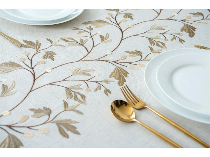 Cross-border Embroidered Plaid Floral Tassel Tablecloth for Coffee & Dining Tables