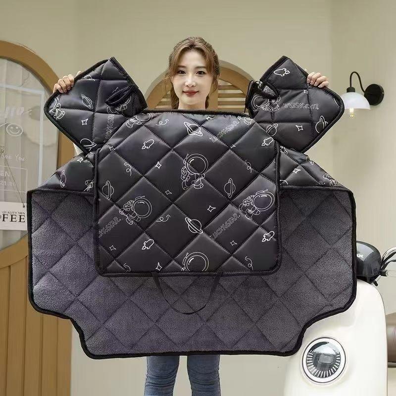 Motorcycle & Tricycle Winter Windshield with Fleece - Cold & Water Resistant Violent Bear Model