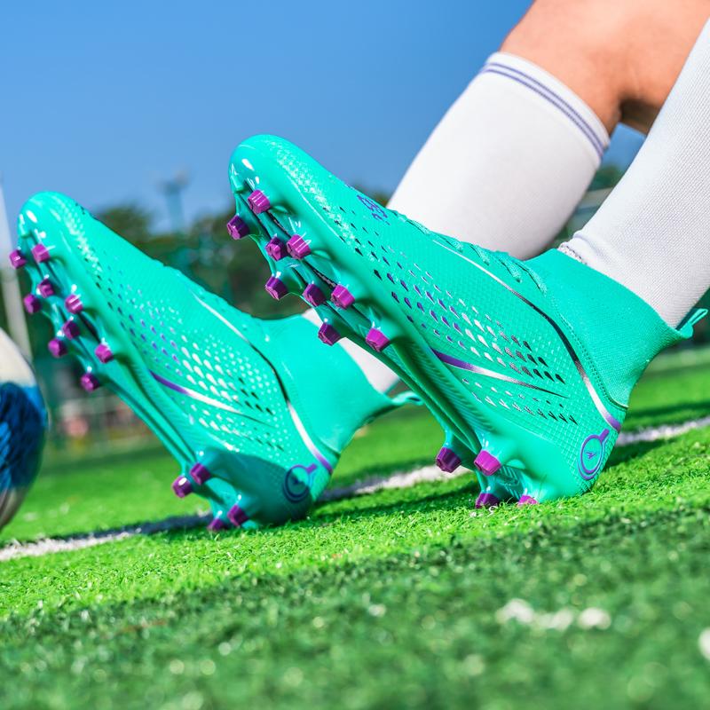 Unisex High Top Elastic Sock Mouth Football Shoes Outdoor Long Nail Sports Football Boots Large Size Youth Sports Kids Football Boots