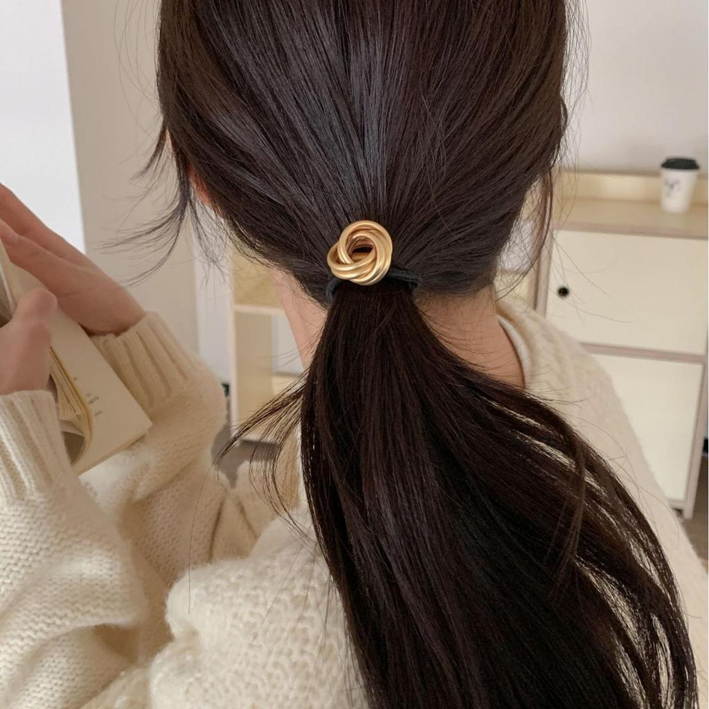 Fashionable Metal Knot Elastic Hair Band - Chic & High-Elastic Hair Accessory for Women