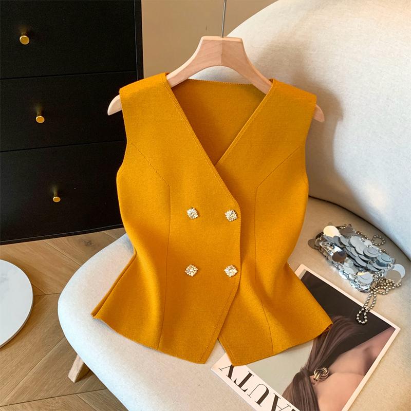 2025 Summer New Korean Style Fashion All-Match Slim Knitted Tops Women S Design Niche Sleeveless Vest one size
