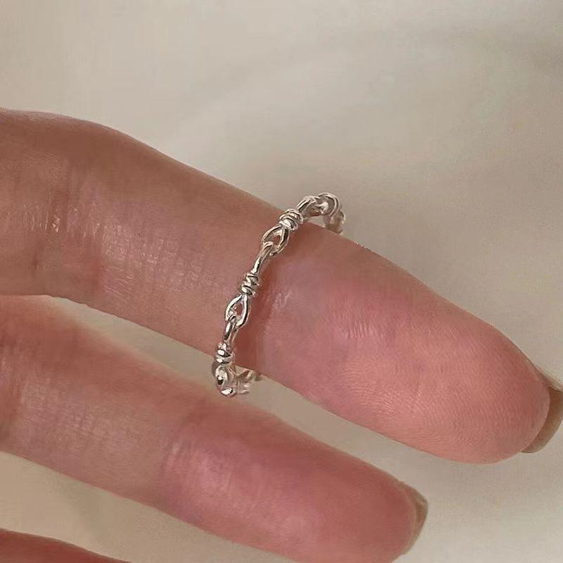 Stylish Adjustable Zirconia Ring: Korean-Inspired Design with Shiny Diamonds for a Simple, Elegant Look