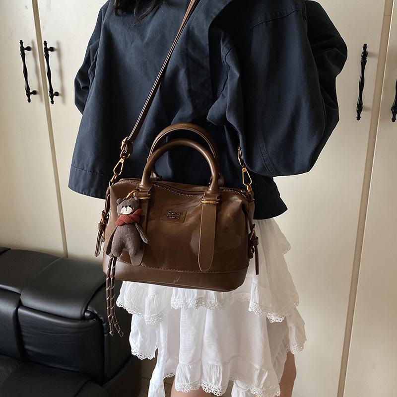 Premium Pendlerhandtasche Damen 2025 neue trendige Mode vielseitige Kissenhandtasche Wintermode Umhängetasche