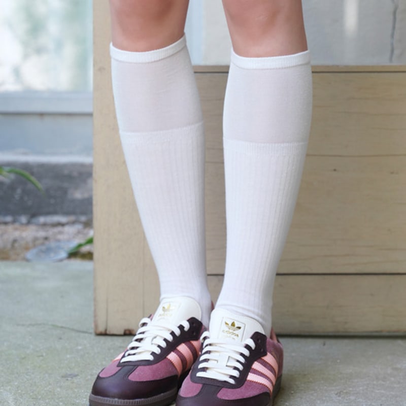 STUDIO SOCKSTOP Top Sheer Knee Socks