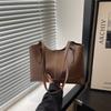 Retro Bag Women's Spring New Largecapacity Armpit Bag Commuter Portable Shoulder Big Women's Bag