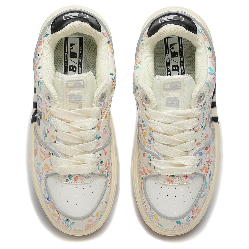 MLB Chunky Liner Skateboard Shoes Unisex Low top Beige 3ASXCA12N-50IVS(Team54-)