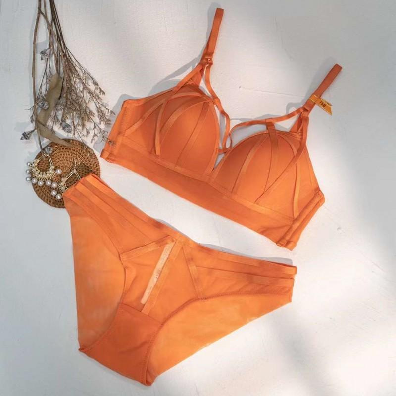 Womens Lace Trim Cross-Strap Bralette Without Underwire Soft Cup Push-Up Comfortable Support Full Bust