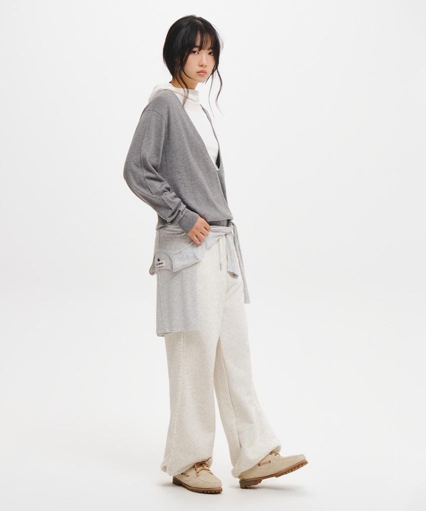 GENERALIDEA [Suyeon Pick] Deep V-Neck Loose Fit Knit Pullover [Melange Grey] / Gf3Lkp506