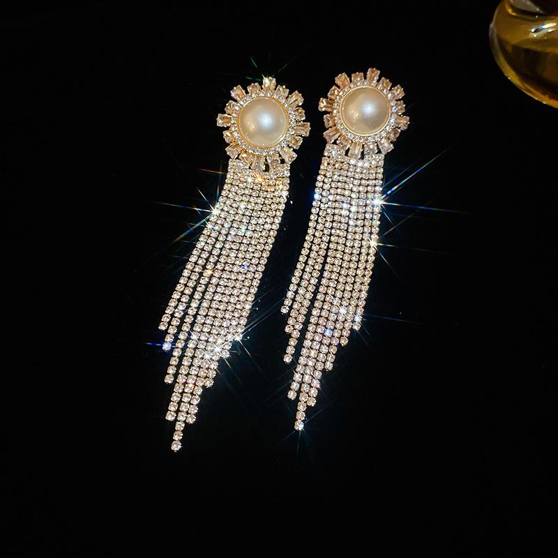Round Pearl Zircon Fringed Earrings Personalized Exaggerated Long Earrings Women's Light Luxury High-end Earrings