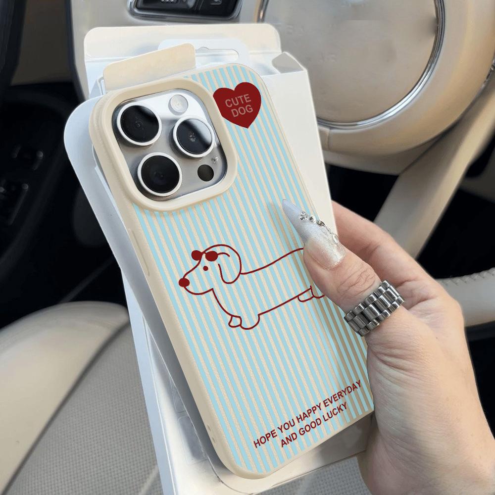 Dachshund love applies to iPhone17 Pro leather pattern mobile phone case 17 all-inclusive 15 large holes 16 soft case 14 generation