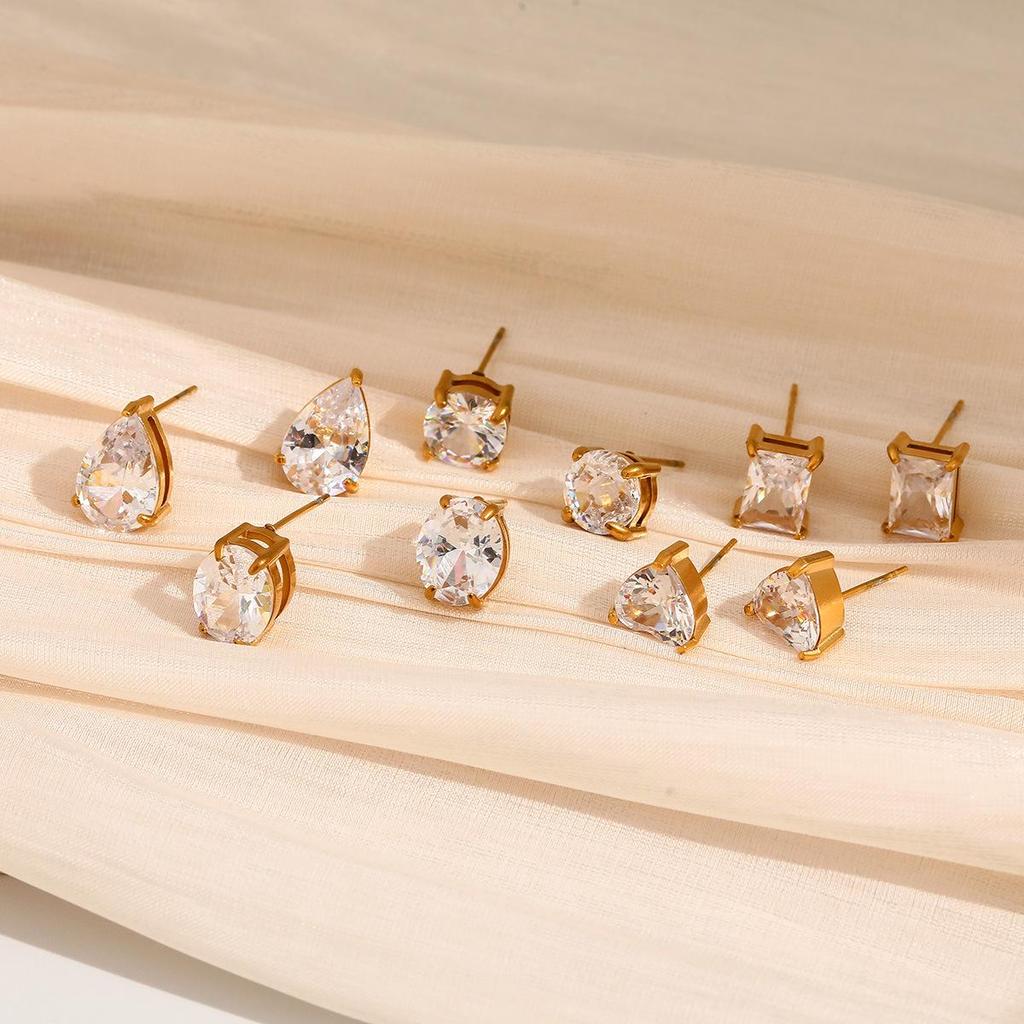 Elegant European Geometric Diamond Stud Earrings for Women - Niche High-End Shell Design