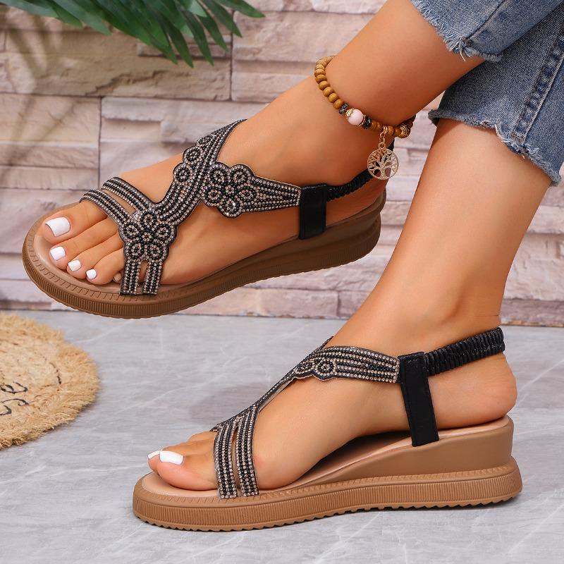 Fashion 2025 NEW Women's Large Size Sandals Open Toe Beachwear Spring New Flat Bottom Flower Crystal Roman Shoes for Adults