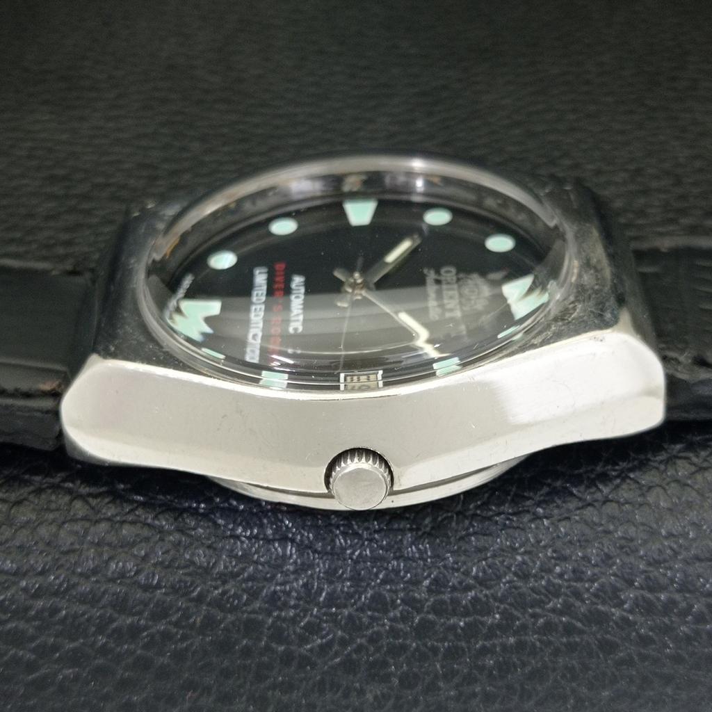 Orient AUTOMATIC 46941 JAPAN MENS VINTAGE BLACK COLOR DIAL WATCH A701830-5 R207-a701830