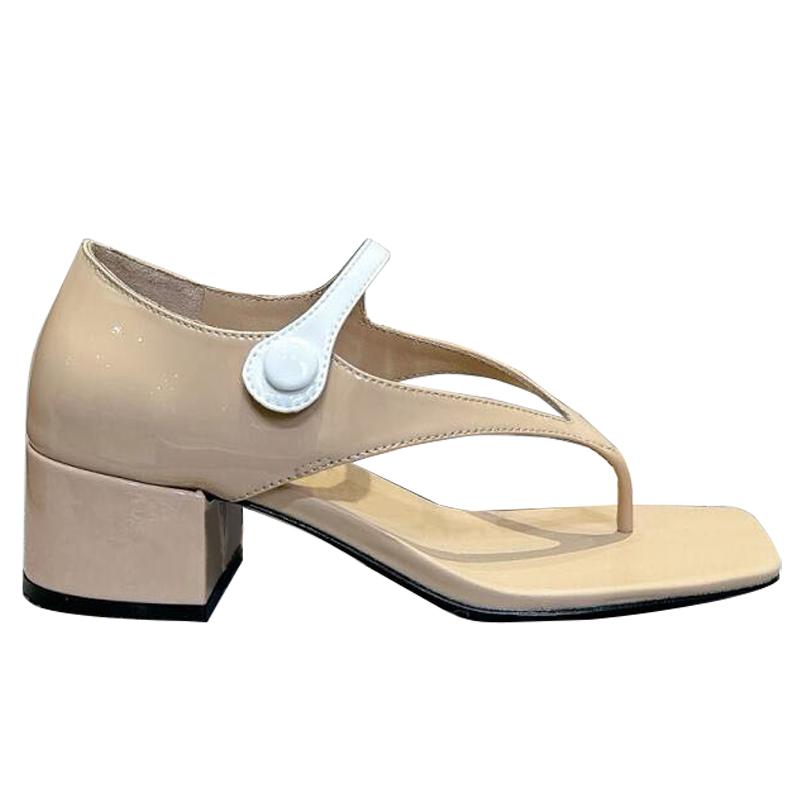 The Same Style Of Flip-Flops For The Mu Family Show The 2025 Women'S Square-Toed Thick-Heeled One-Button Mary Jane Shoes