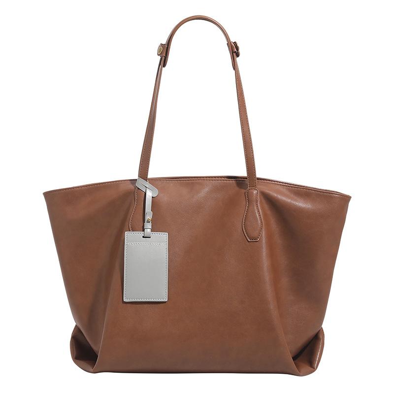 Neue modische Pendeltasche mit Nischen- und High-End-Gefühl, Einzelne Schulter-Achseltasche, Große Tragetasche für Damen für den Außenbereich