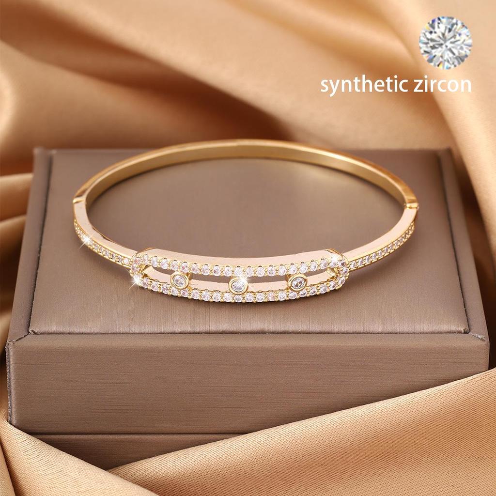 Exquisita Pulsera de Uñas con Circonita Europea y Americana: Diseño Abierto de Gama Alta