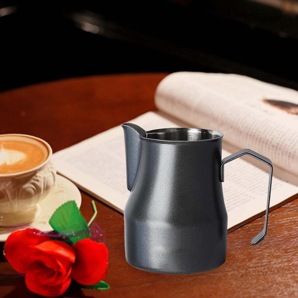 HISRFO Pichet à Mousser Le Lait 12 Oz, Pichet à Vapeur Expresso 12 Oz Vapeur Expresso Accessoires Pour Machine Expresso Tasse Mousseur Caf Au Cappuccino Latte Art Carafe Color E En Ac