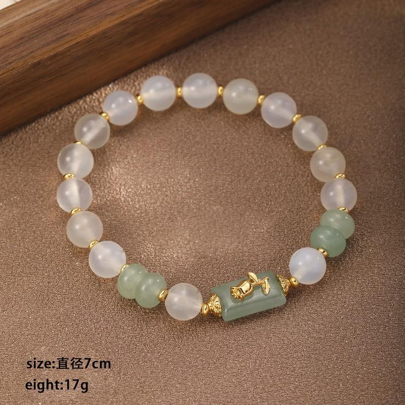 Elegant Green Aventurine Beaded Bracelet Women Minimalist Boho Chic Geometric Design Handmade Style Green Agate Bead Bracelet NL03438B