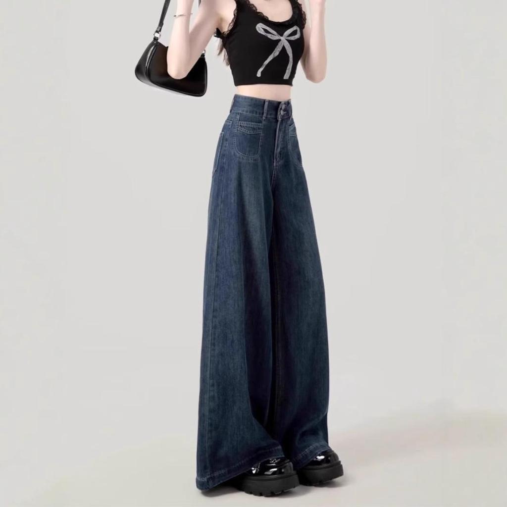 Plus Size Women's Retro Fleece-Lined Jeans: Loose High-Waisted Slimming Straight-Wide Leg Pants for Autumn/Winter 2024