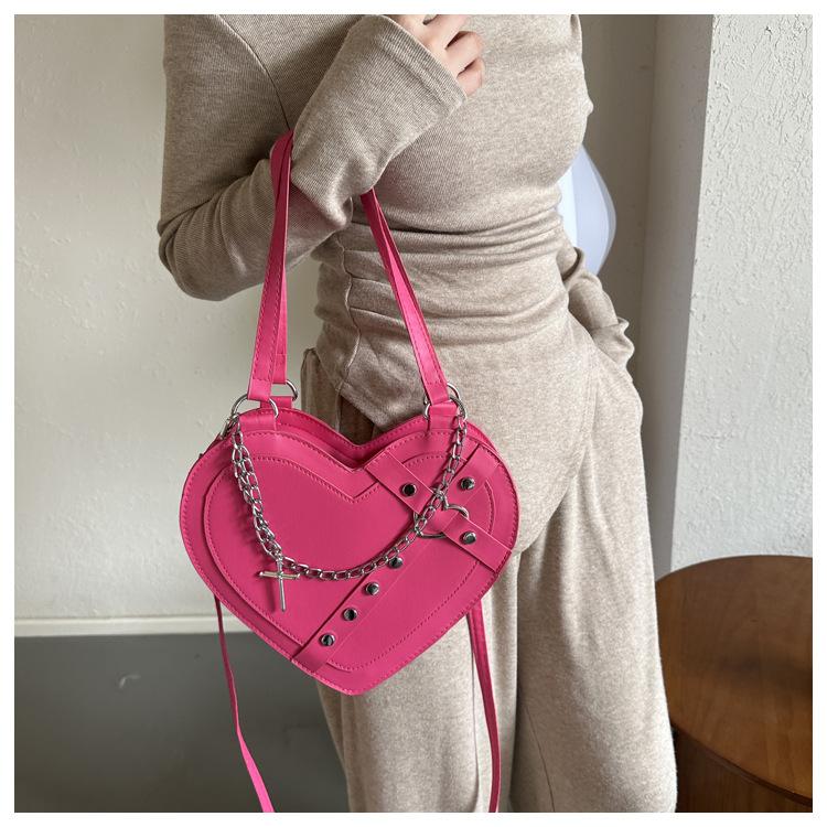 Love Shaped Women's Bag Niche Design Bag For Women Autumn And Winter Girl Heart Chain Shoulder Crossbody Bag
