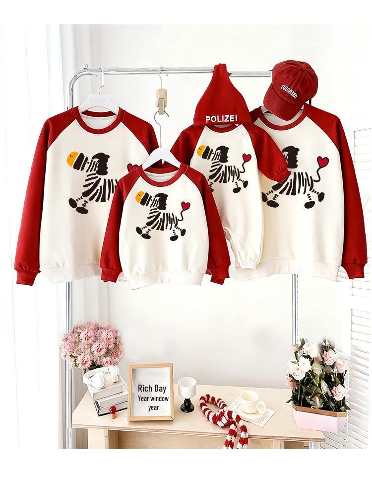 Autumn/Winter Family Hoodies & Baby Bodysuits - Street Style for Photos