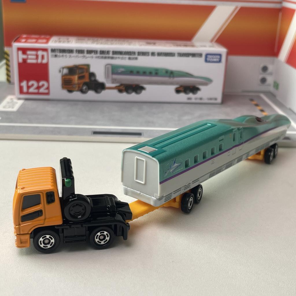 Tomica Langtyp Nr. 122 Mitsubishi Fuso Super Great Shinkansen Serie H5 Hayabusa Transporter Legierungs-Automodell