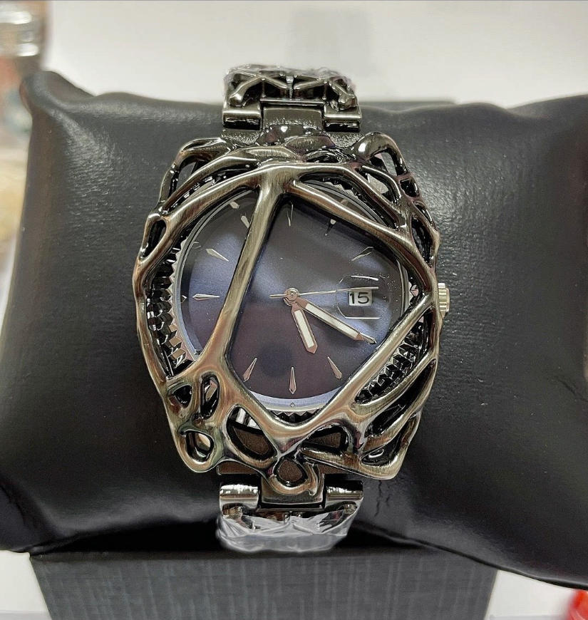 Niche Original Alabaster Style Retro Y2K High-End Men'S Watch Special-Shaped Paw Bead Mesh Watch
