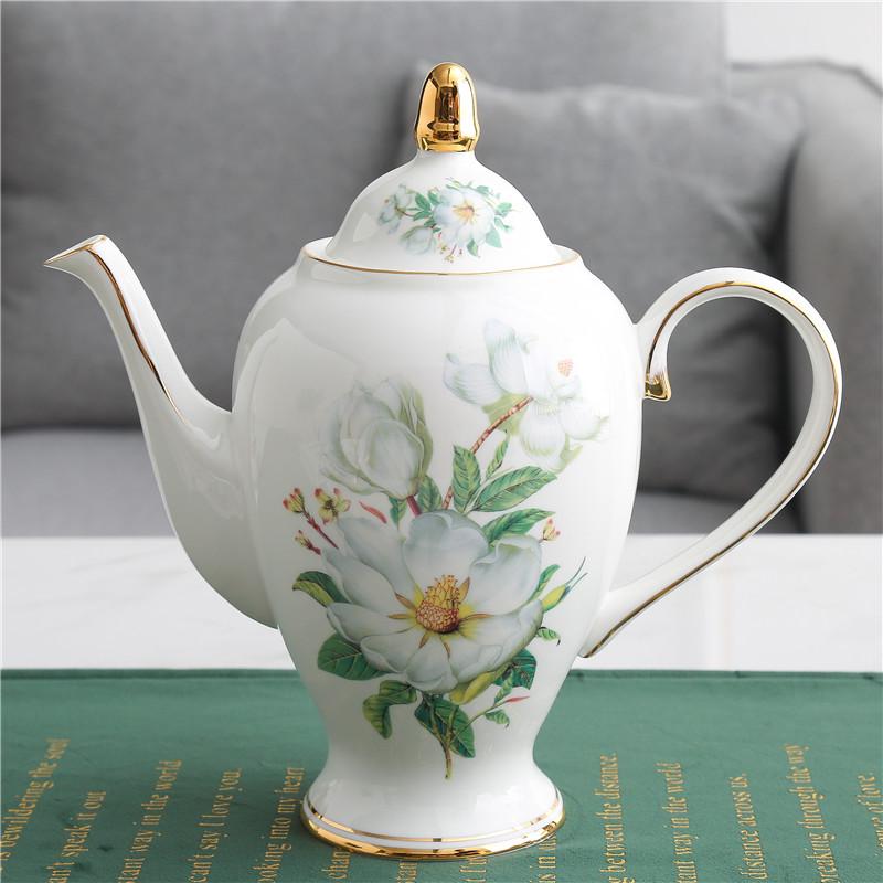 Camellia Gold-Trim Bone China Coffee Set: Cup, Saucer, Spoon, Pot, Milk Jug, Sugar Bowl, Pastry Skewer, Plate - Light Luxury.