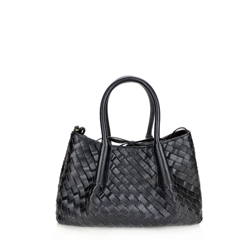 Spring and summer new woven portable shoulder portable tote bag large bag mommy bag travel bag women's bag tide