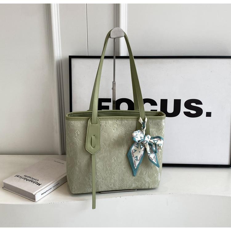 Fashion Commuter Large-capacity Bag Women's 2025 New College Student Class Bag Casual Versatile Shoulder Bag Tote Bag