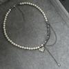 Neue unregelmäßige Choker-Halskette mit Vintage-Quasten und Zirkon-Herz-Anhänger für Damen, weiße Imitation Perlenkette, Valentinstagsgeschenk