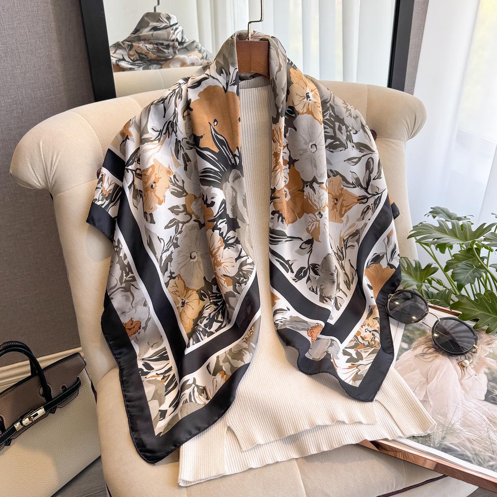 Spring And Summer Fashion Luxury Printing 90*90Cm Women Scarf Satin Square Shawl Elegant Headscarf Beach Sun Protection Bandana