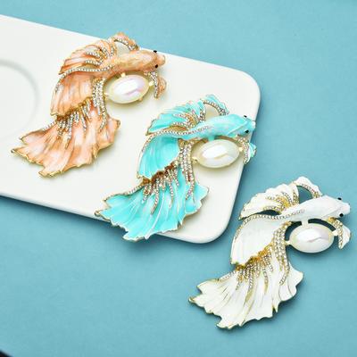 1PC Women Large Luxury Goldfish Brooch Unisex Tricolor Swimming Fish Office Party Brooch Gift