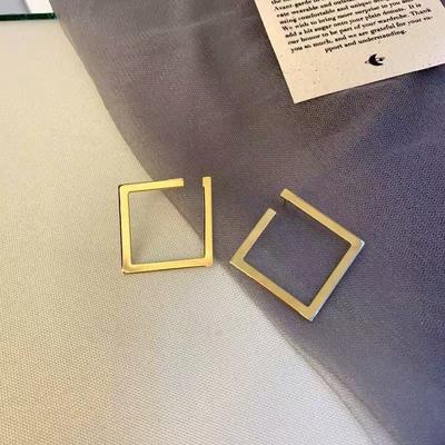 Summer European and American Simple Rhombus Earrings Exaggerated Geometric Three-dimensional Stud Earrings Square Back-shaped Niche Cold Earrings