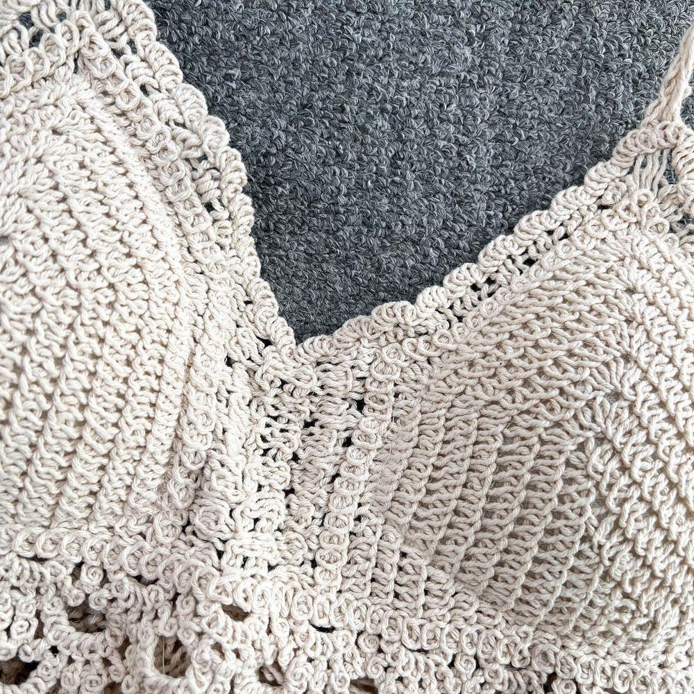 Tassel Crop Tops Retro Wild Hollow Perspective Sexy Spaghetti Strap Tanke Top Women Built In Bra New Back Lace Halter Neck