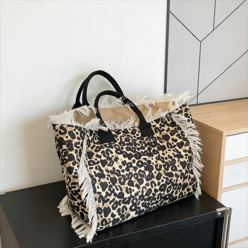 Canvas Leopard Print Large Capacity Shoulder Bags 2026 High Quality New Bags Casual Beach Vacati Basic Style Handbags