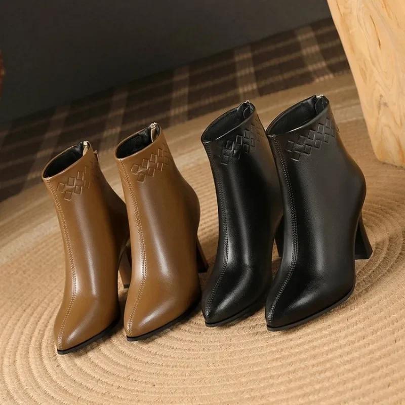 Fashion 2025 Spring and Autumn Winter New KoreanFashionPointed BackZipperThick High Heels Fashion Boots Casual Large Women's Short Boots