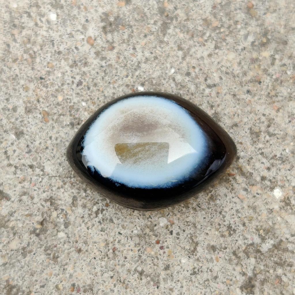 Banded Eye Agate Gemstone, 37.55 Carat Stone, 26x17x10 MM Size.