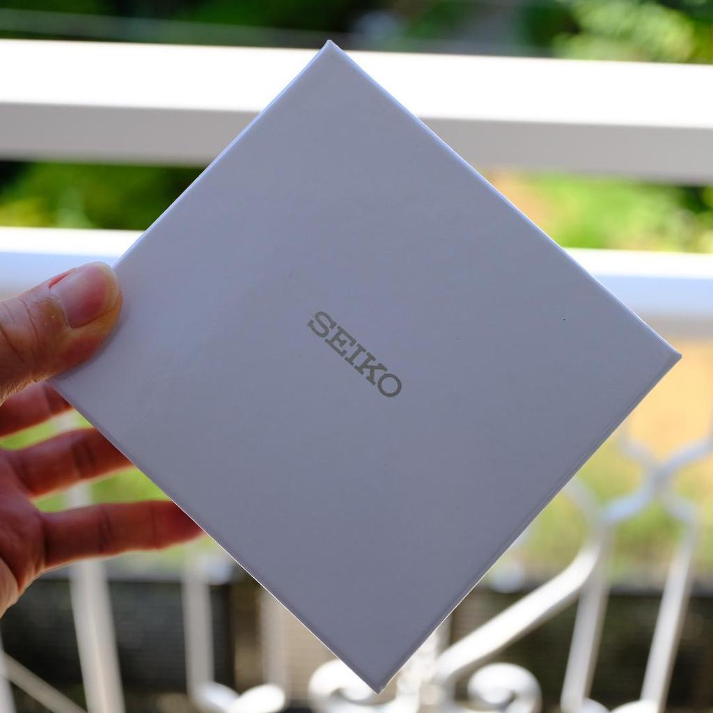 [USED] SEIKO White Square Package Genuine Box
