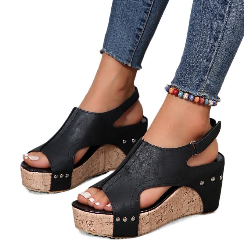 Mode 2025 Sommer Zehenfrei Damen Sandalen Mode Nieten Lässig Neu Übergröße Rom Bestseller Bequeme Plateausandalen Zapatos